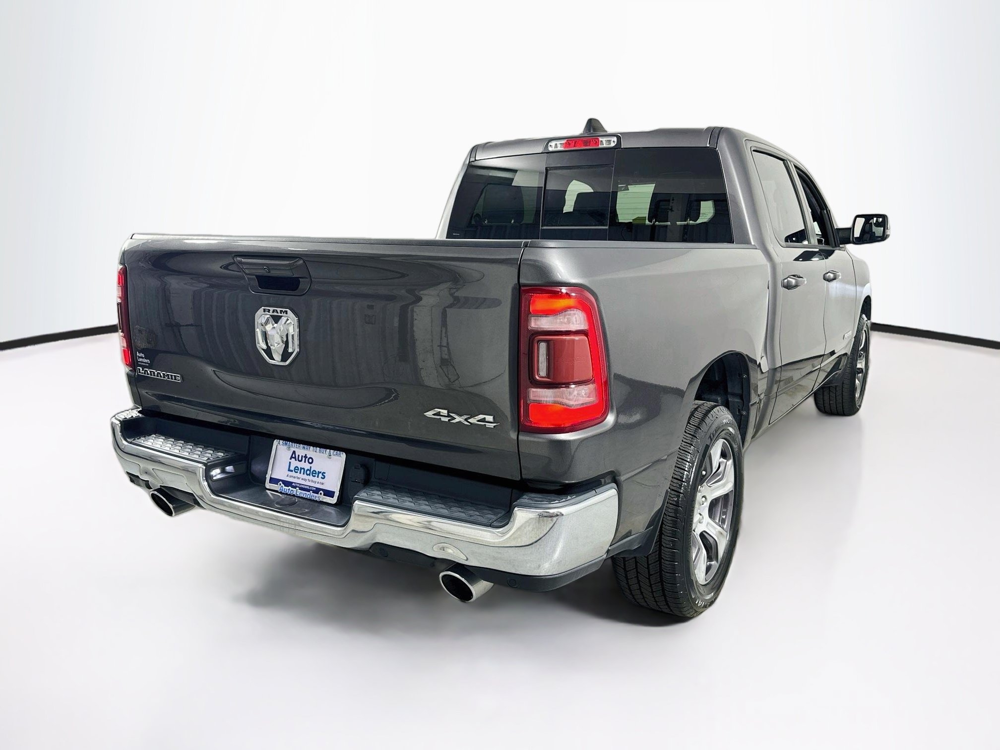 Used 2023 RAM 1500 Laramie AWD/4WD image 5