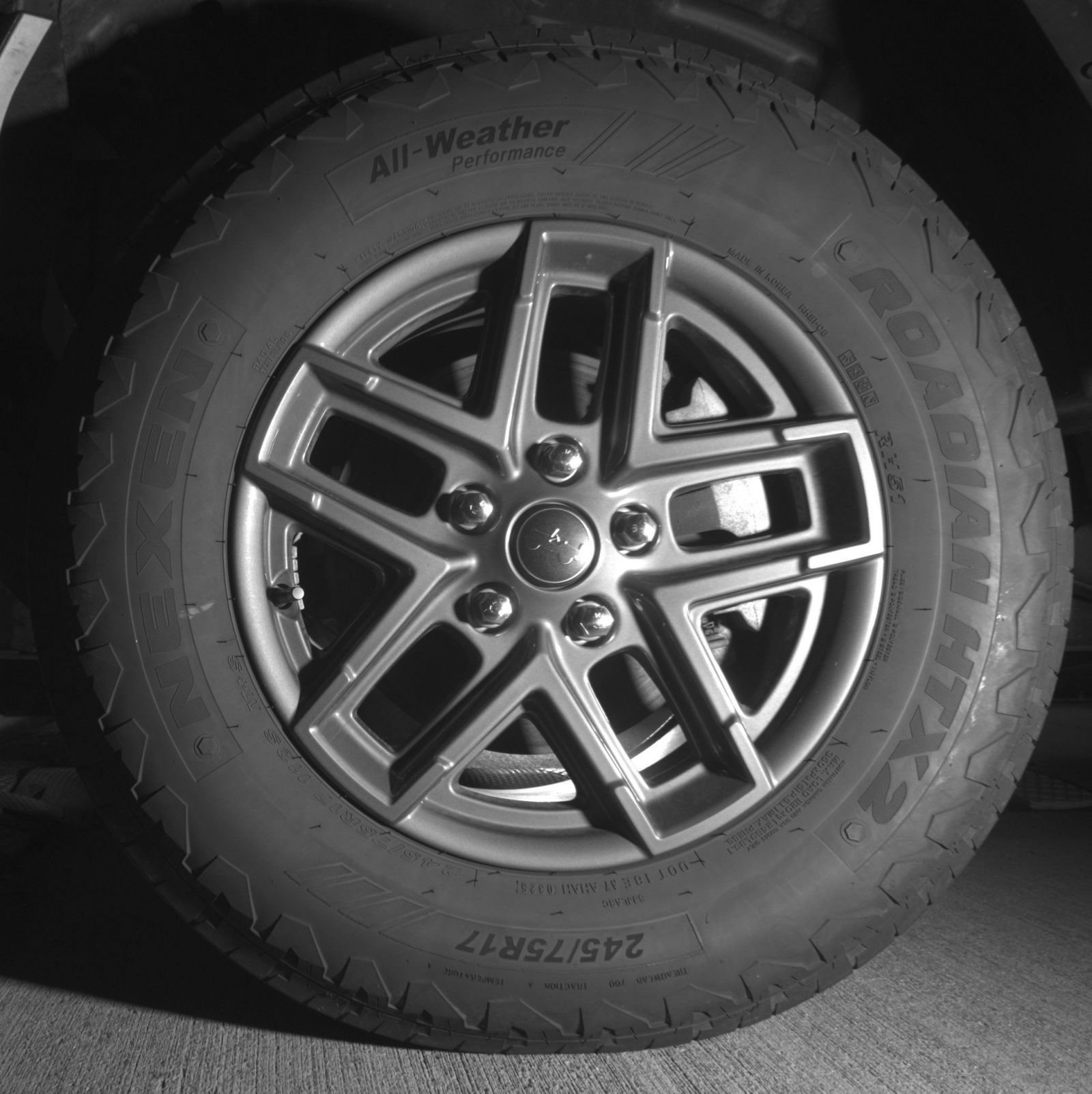 Used 2025 Jeep Wrangler Unlimited Sport AWD/4WD image 13