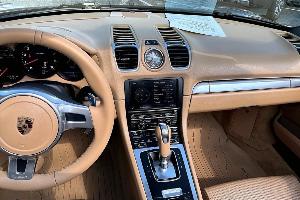 Used 2016 Porsche Boxster RWD image 8