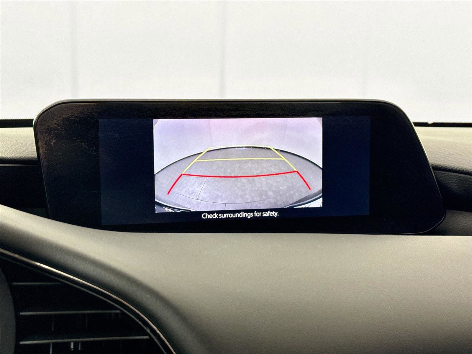 Used 2019 MAZDA MAZDA3 Hatchback image 22