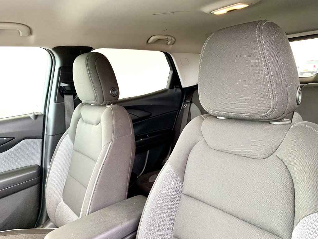 Used 2025 Chevrolet TrailBlazer LT w/ Convenience Package image 12