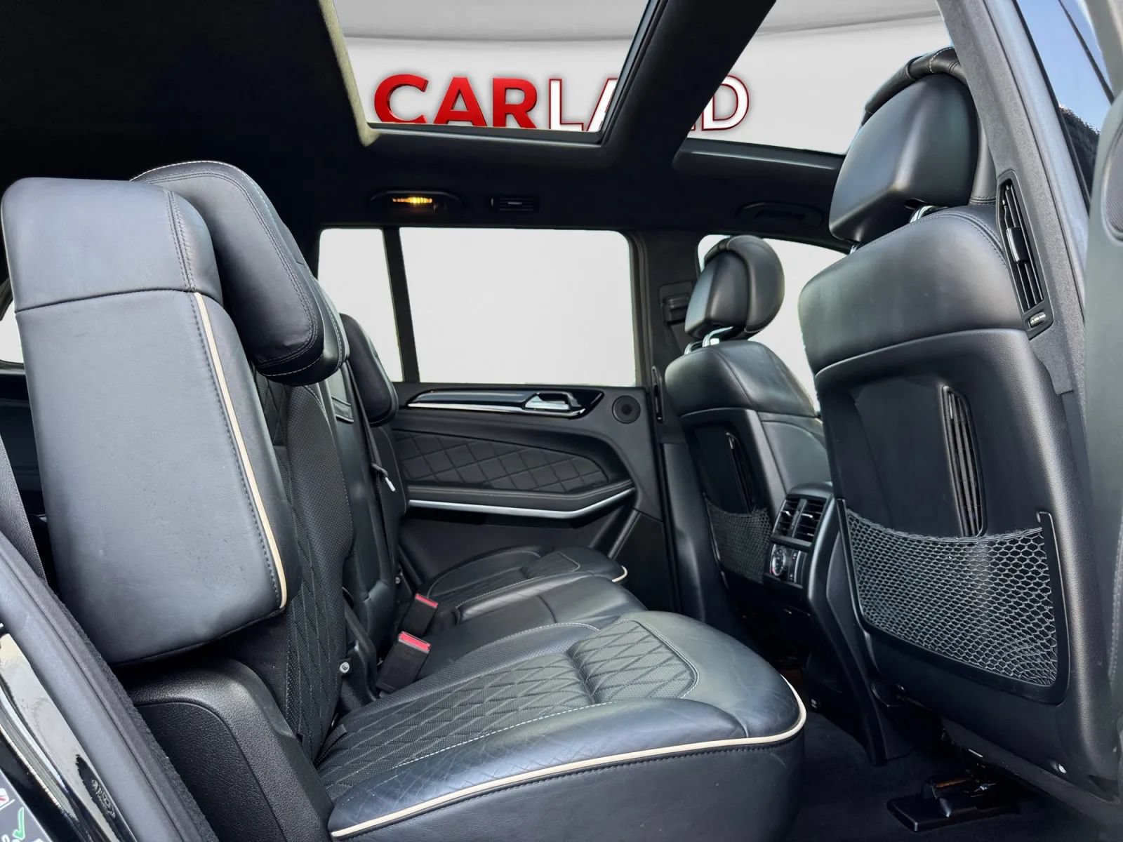 Used 2016 Mercedes-Benz GL 550 4MATIC image 22