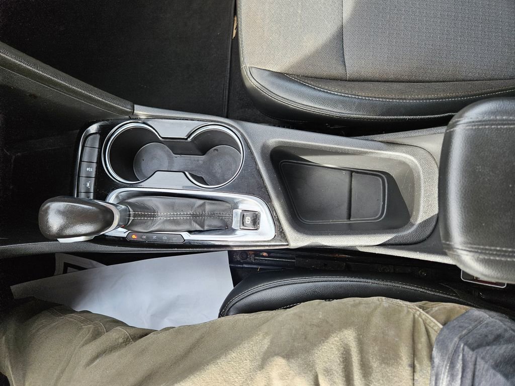 Used 2021 Buick Encore GX Select w/ Sport Touring Package FWD image 15