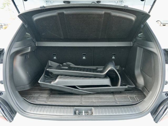 Used 2022 Hyundai Kona N Line w/ Tech Package image 6