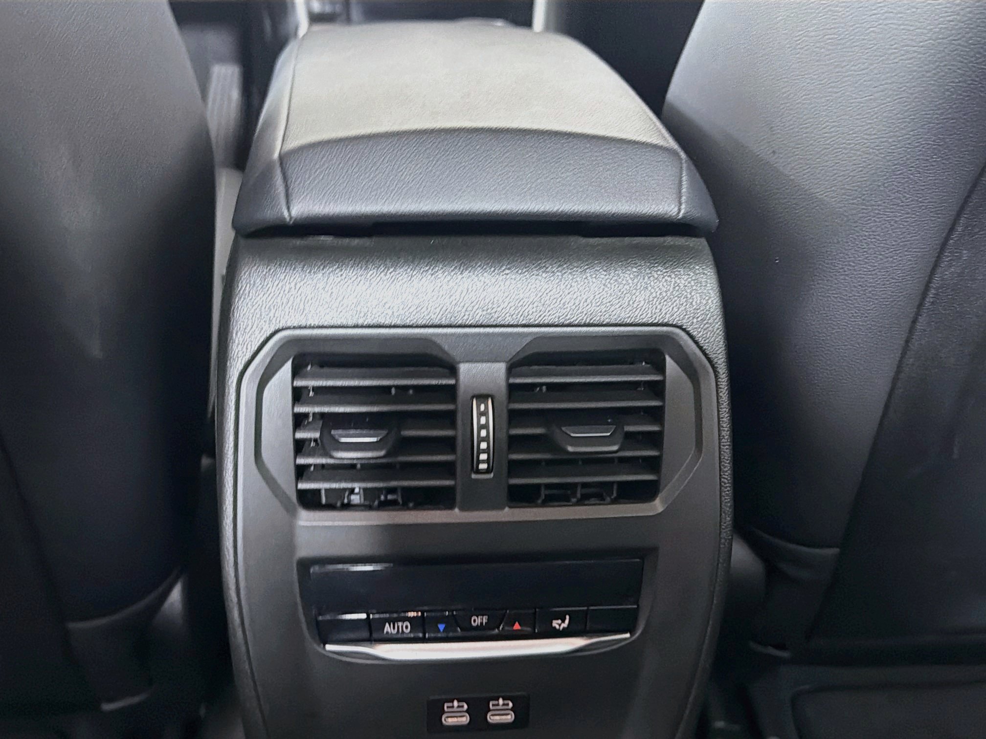 Used 2026 BMW 330i Sedan RWD image 27