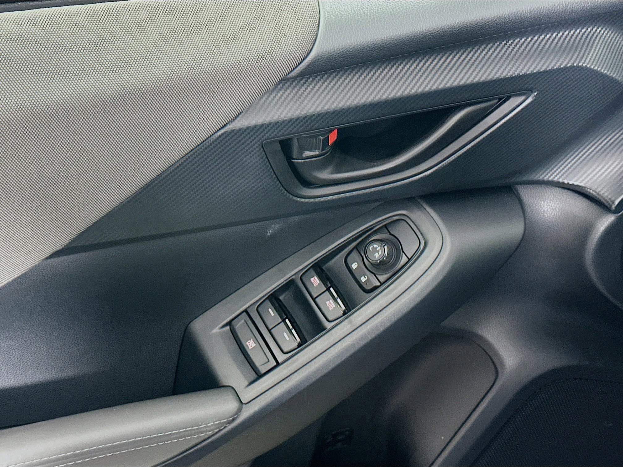 Used 2024 Subaru Crosstrek 2.0i Premium image 15