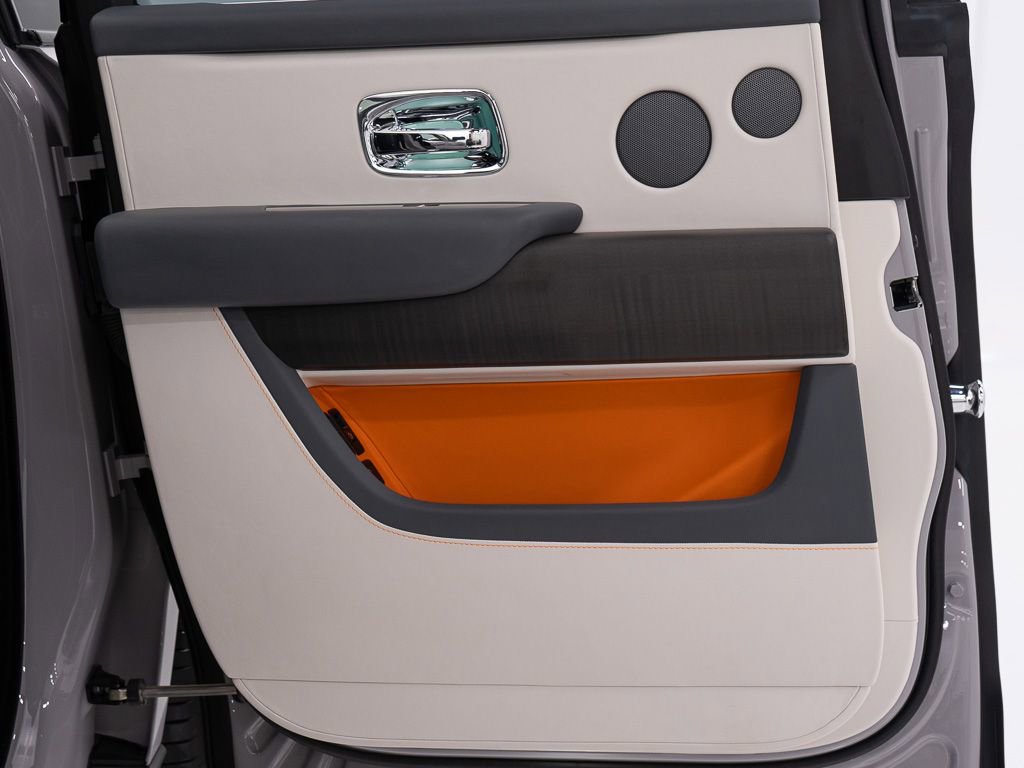 Certified 2023 Rolls-Royce Cullinan w/ Dark Exterior Package AWD/4WD image 22