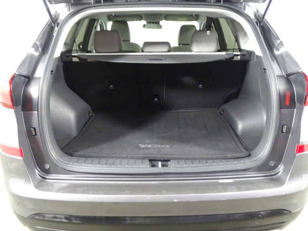 Used 2020 Hyundai Tucson SE image 10