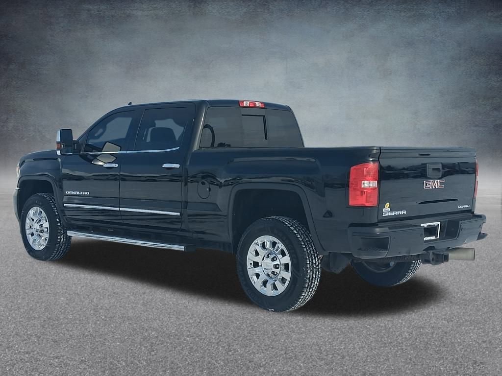 Used 2019 GMC Sierra 2500 Denali w/ Duramax Plus Package image 10