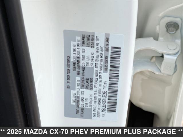 New 2025 MAZDA CX-70 Plug-In Hybrid w/ Premium Plus image 15