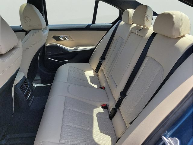 New 2026 BMW 330i xDrive Sedan AWD/4WD image 16