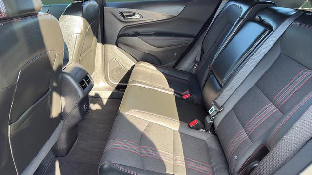 Used 2023 Chevrolet Equinox RS image 24