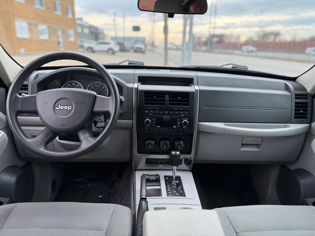 Used 2008 Jeep Liberty Sport w/ Popular Equipment Group AWD/4WD image 22