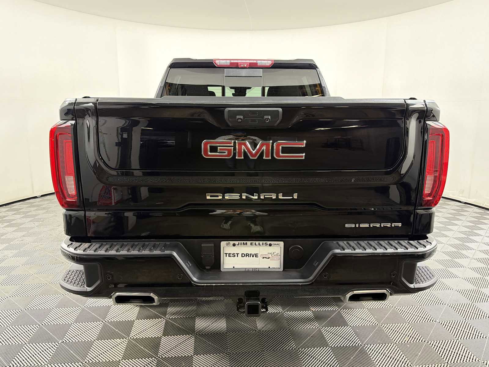Certified 2023 GMC Sierra 1500 Denali w/ Technology Package image 5