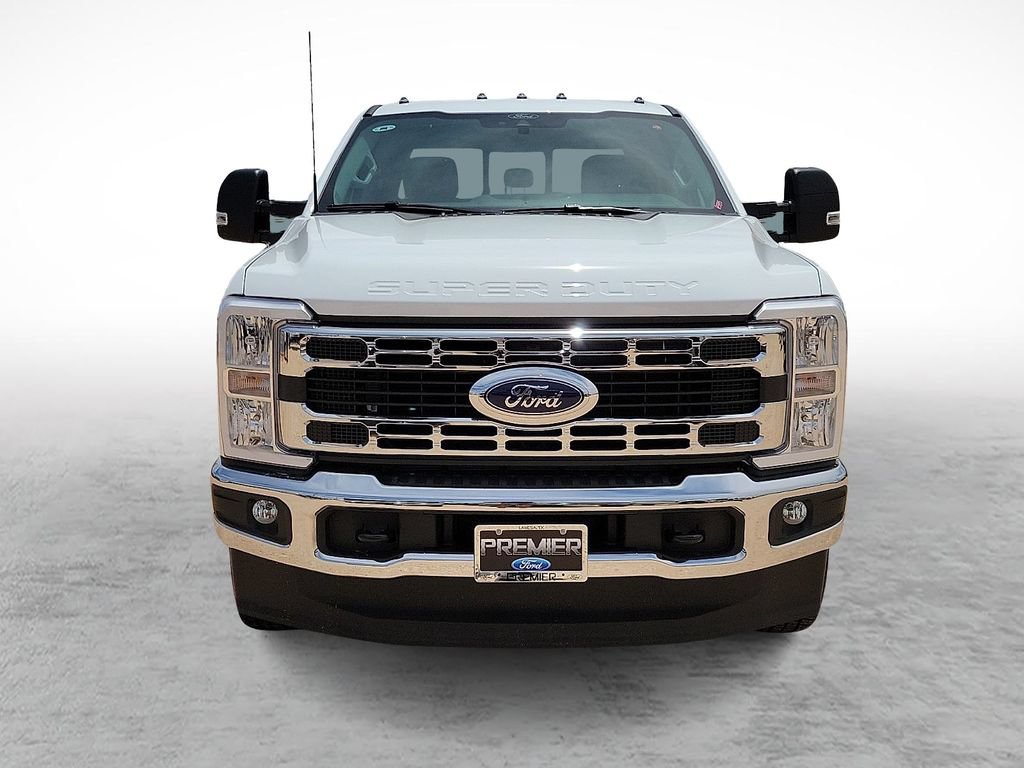 New 2026 Ford F350 XL w/ XL Chrome Package AWD/4WD image 3