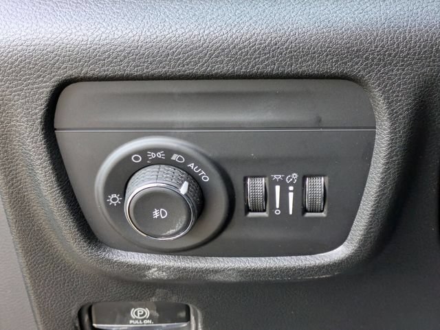 New 2026 Jeep Grand Cherokee Limited w/ Limited Altitude Package AWD/4WD image 17