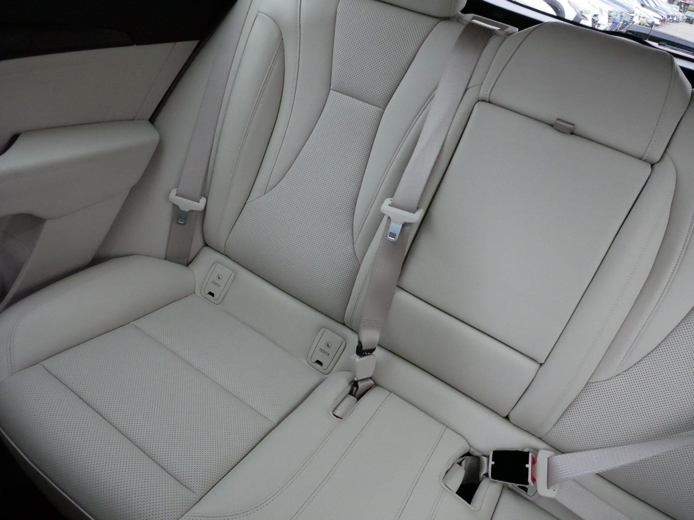 Used 2023 Buick Envision Essence AWD/4WD image 12