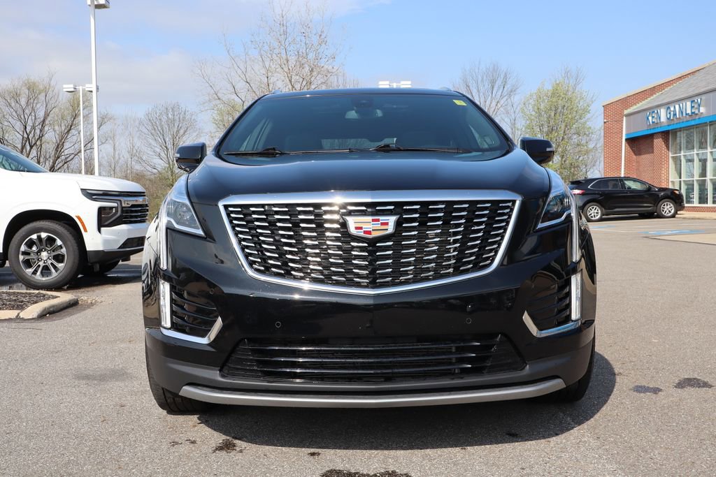 Used 2024 Cadillac XT5 Premium Luxury w/ LPO, Floor Liner Package AWD/4WD image 7