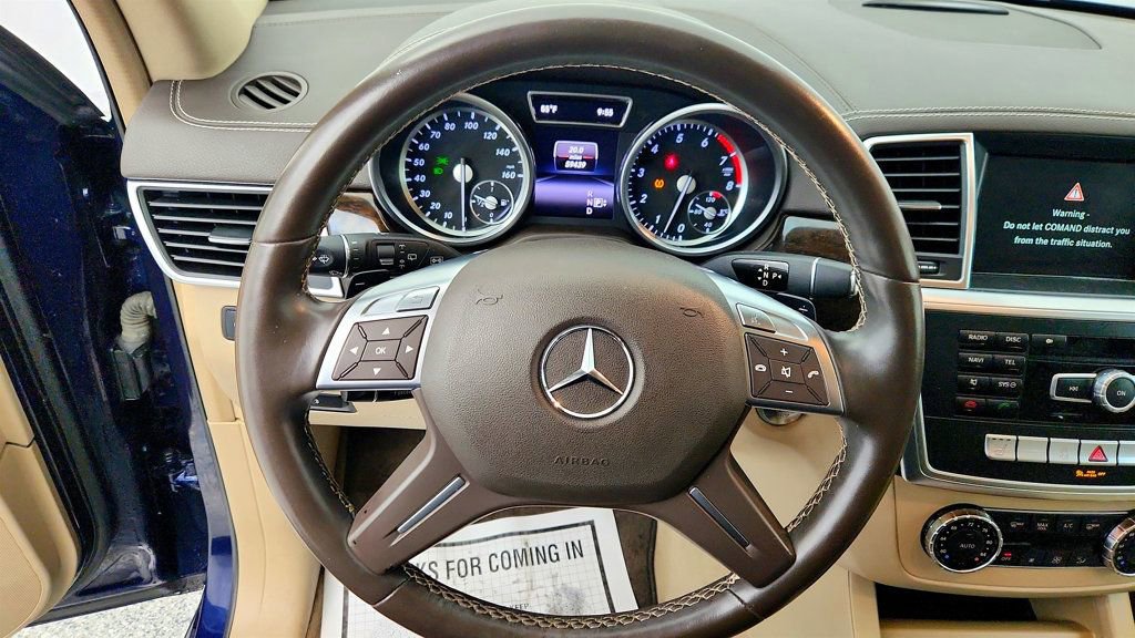 Used 2014 Mercedes-Benz GL 450 4MATIC w/ Lighting Package image 13