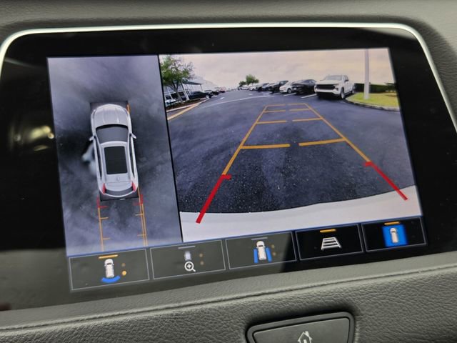 Used 2023 Cadillac XT4 Premium Luxury w/ Enhanced Visibility Package FWD image 23