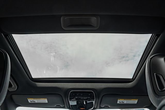 Certified 2025 Mercedes-Benz C 300 4MATIC Sedan image 33