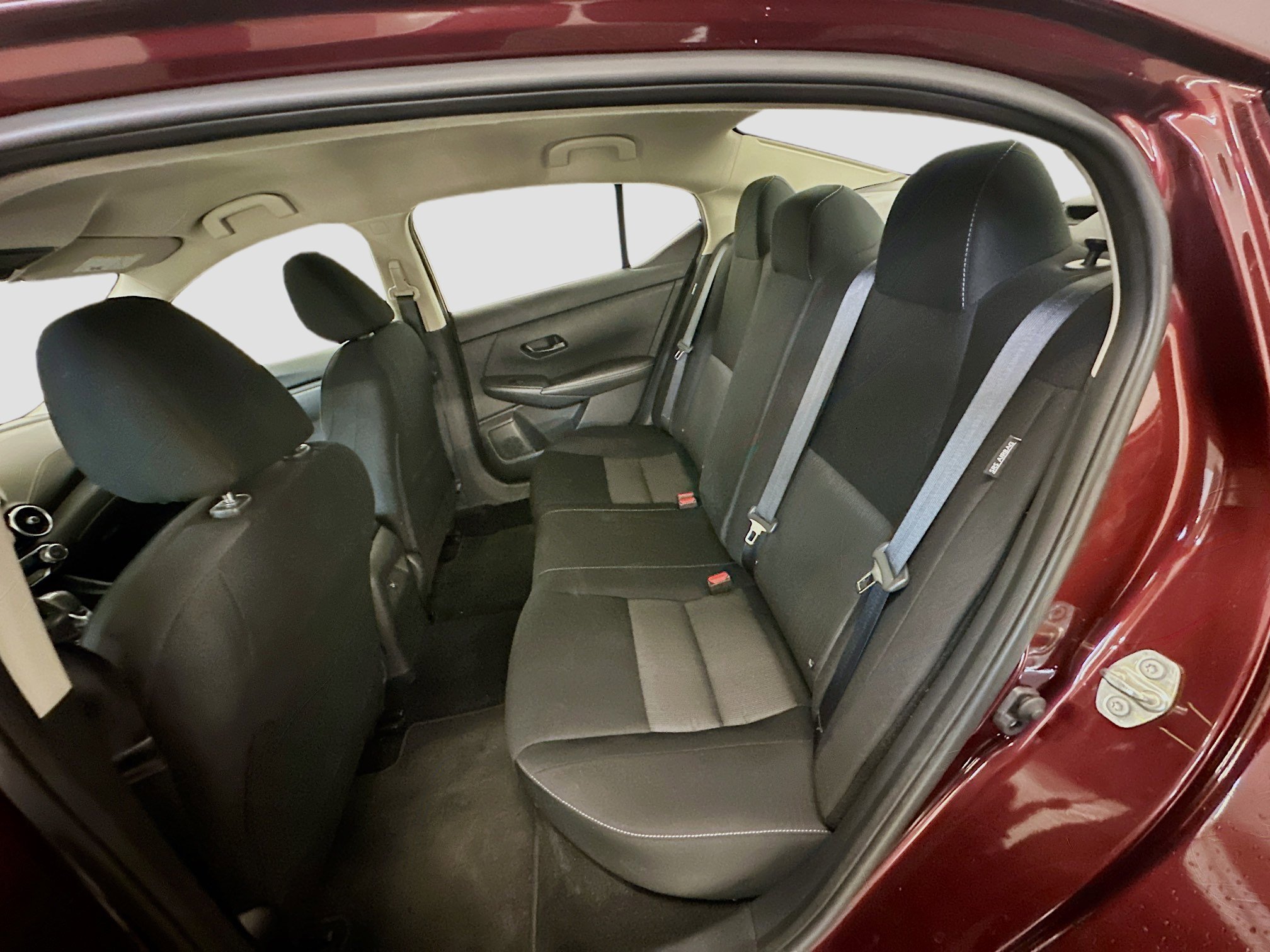 Used 2025 Nissan Sentra SV image 29