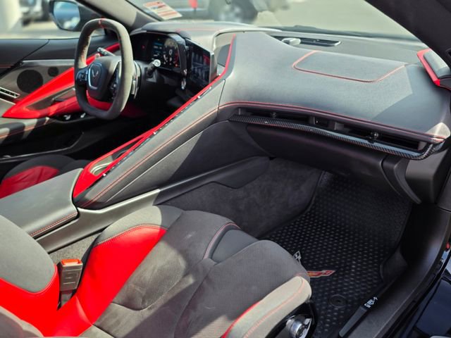 Used 2023 Chevrolet Corvette Stingray Preferred Cpe w/ Z51 Performance Package image 5