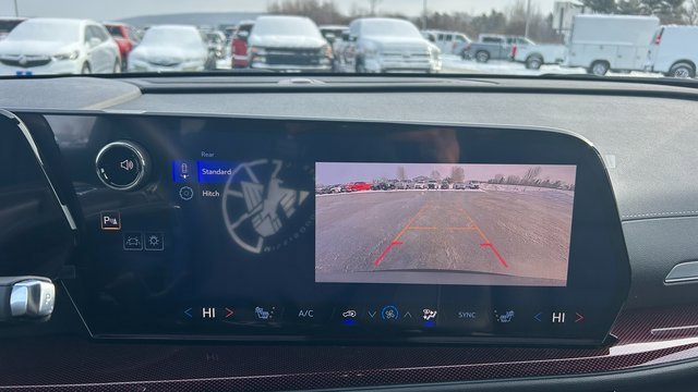 New 2026 Chevrolet Traverse Z71 image 29