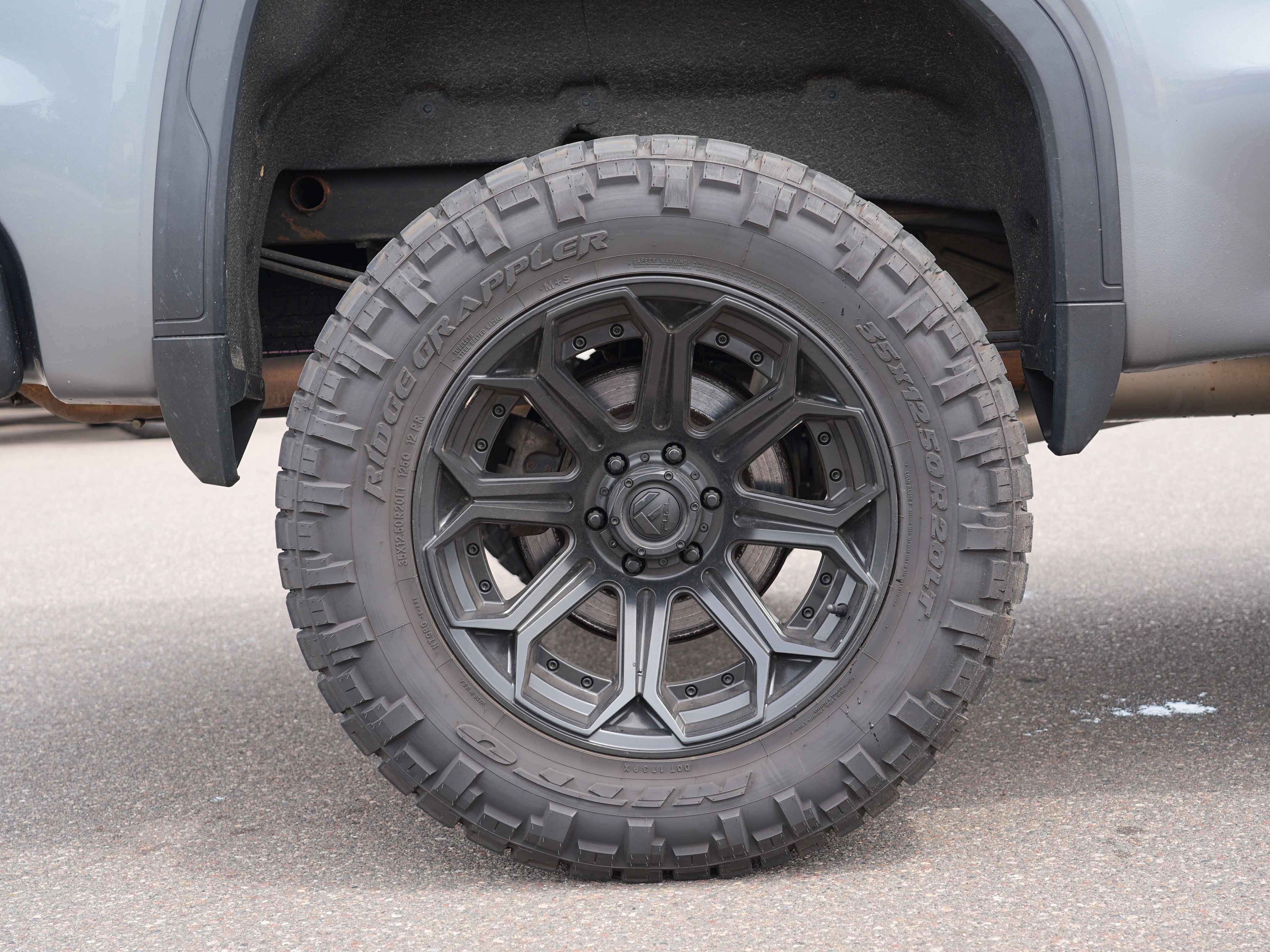 Used 2020 GMC Sierra 1500 AT4 w/ Off-Road Performance Package AWD/4WD image 11