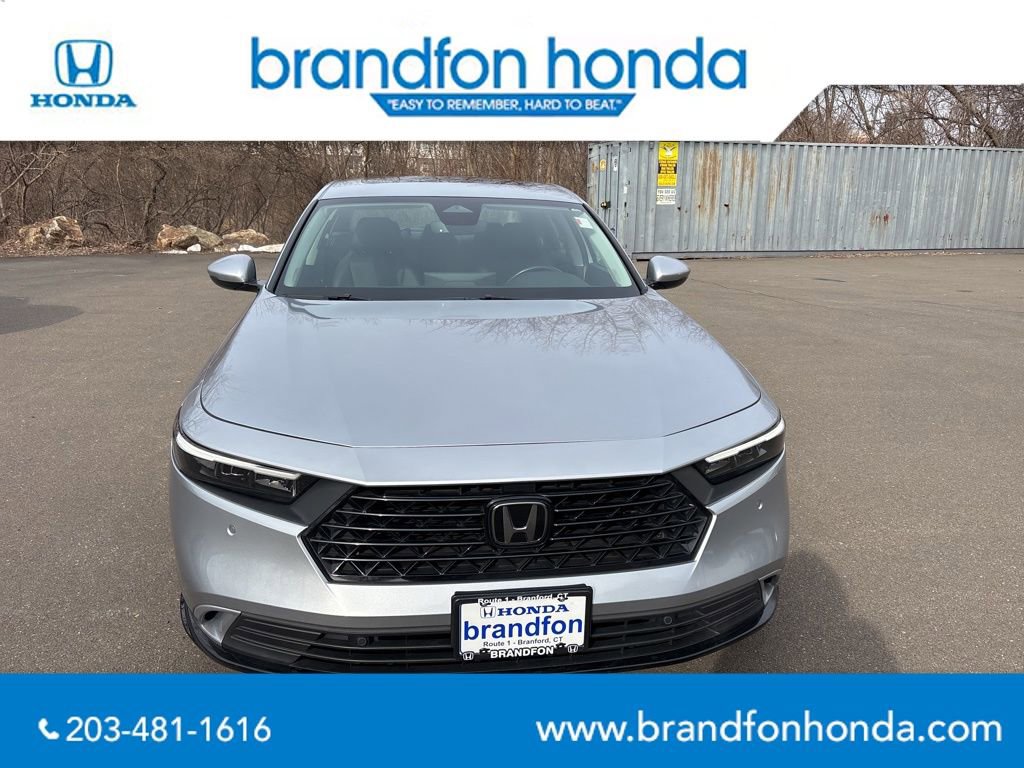 Used 2023 Honda Accord EX-L image 2