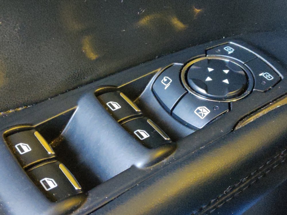 Used 2015 Lincoln MKC FWD w/ Equipment Group 101A Select image 27