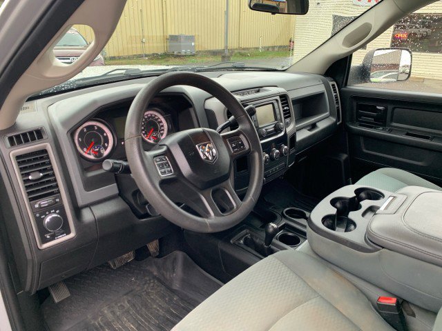 Used 2018 RAM 2500 Tradesman w/ Chrome Appearance Group image 9