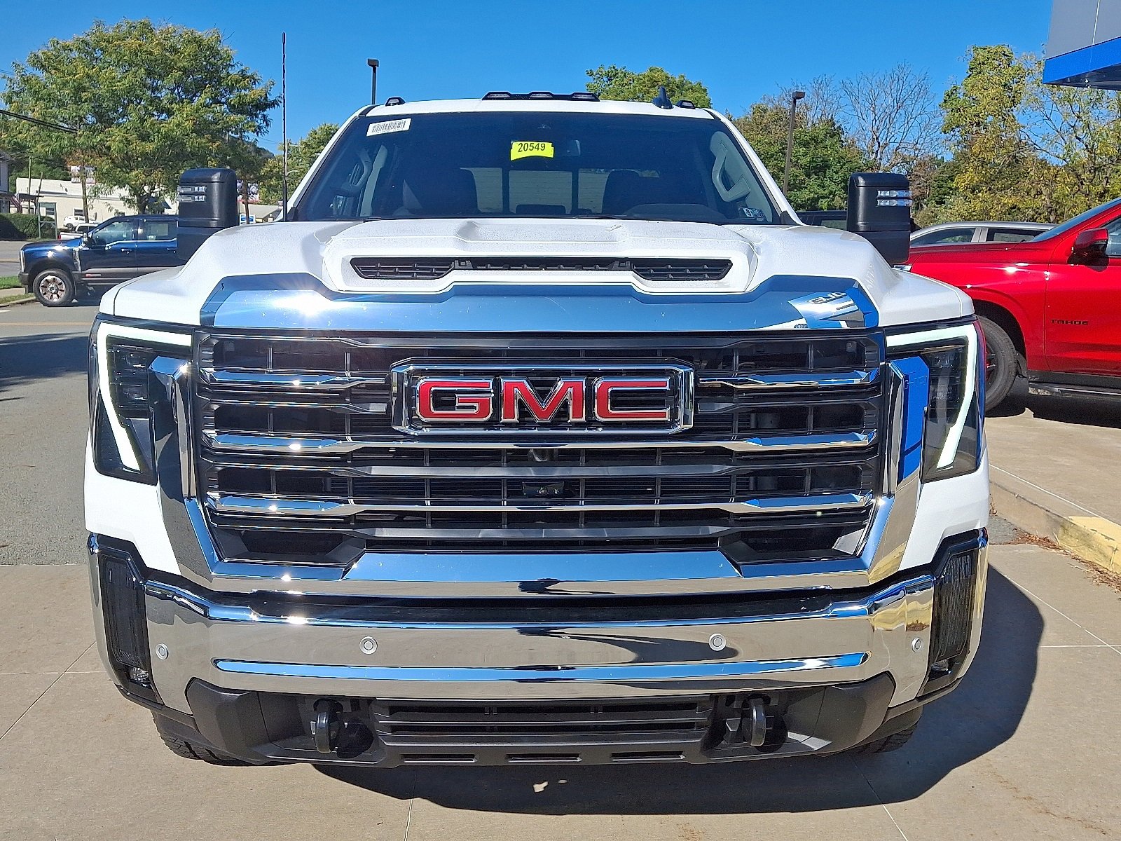 New 2026 GMC Sierra 2500 SLE w/ SLE Value Package; image 2