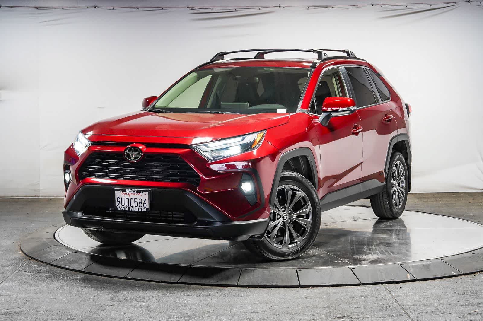 Used 2025 Toyota RAV4 XLE Premium w/ Weather Package AWD/4WD image 1