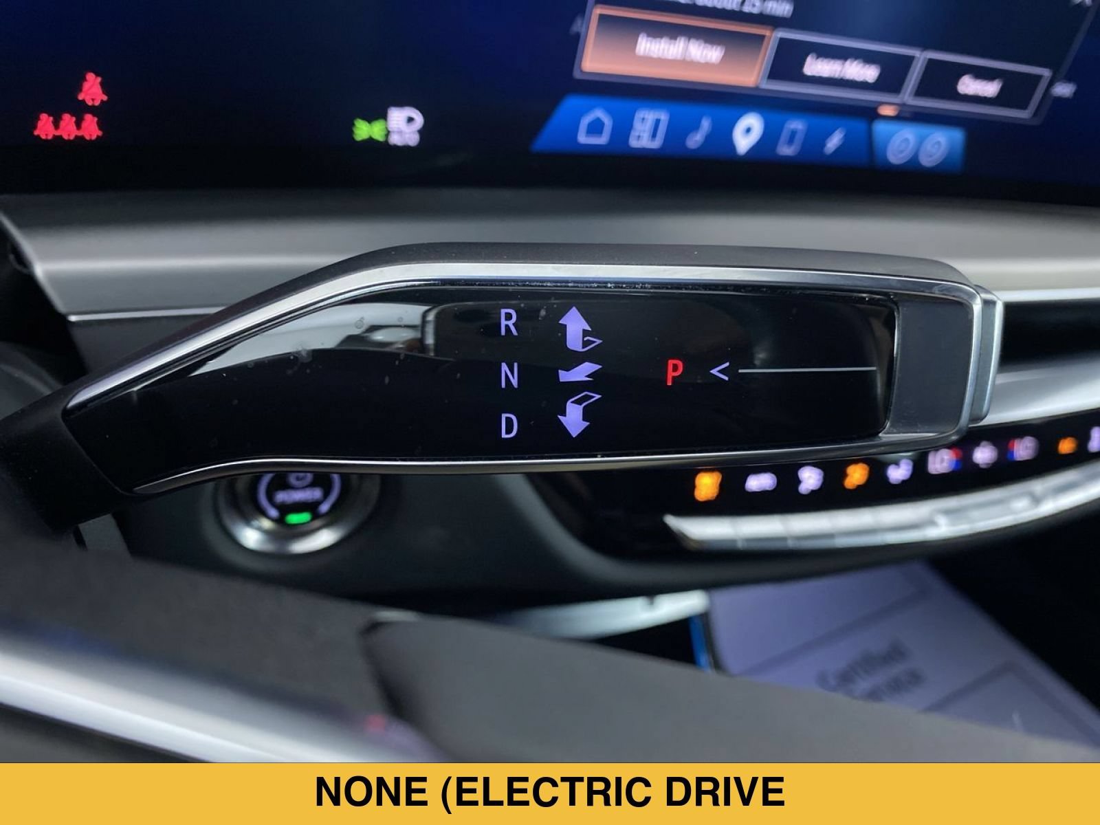 Certified 2023 Cadillac Lyriq AWD image 7