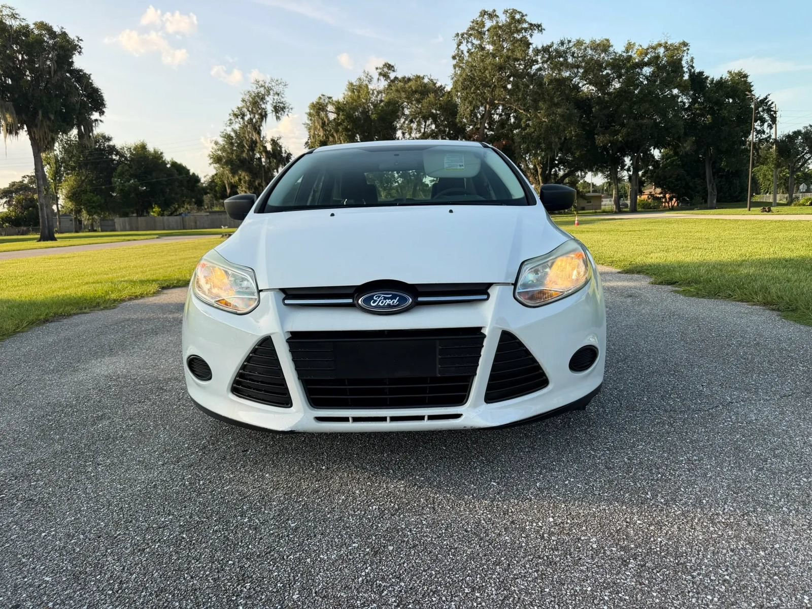 Used 2014 Ford Focus S FWD image 2
