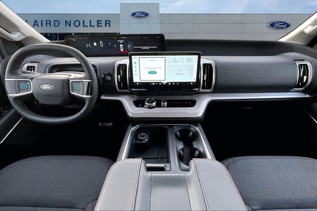 New 2025 Ford Expedition Max Active image 6