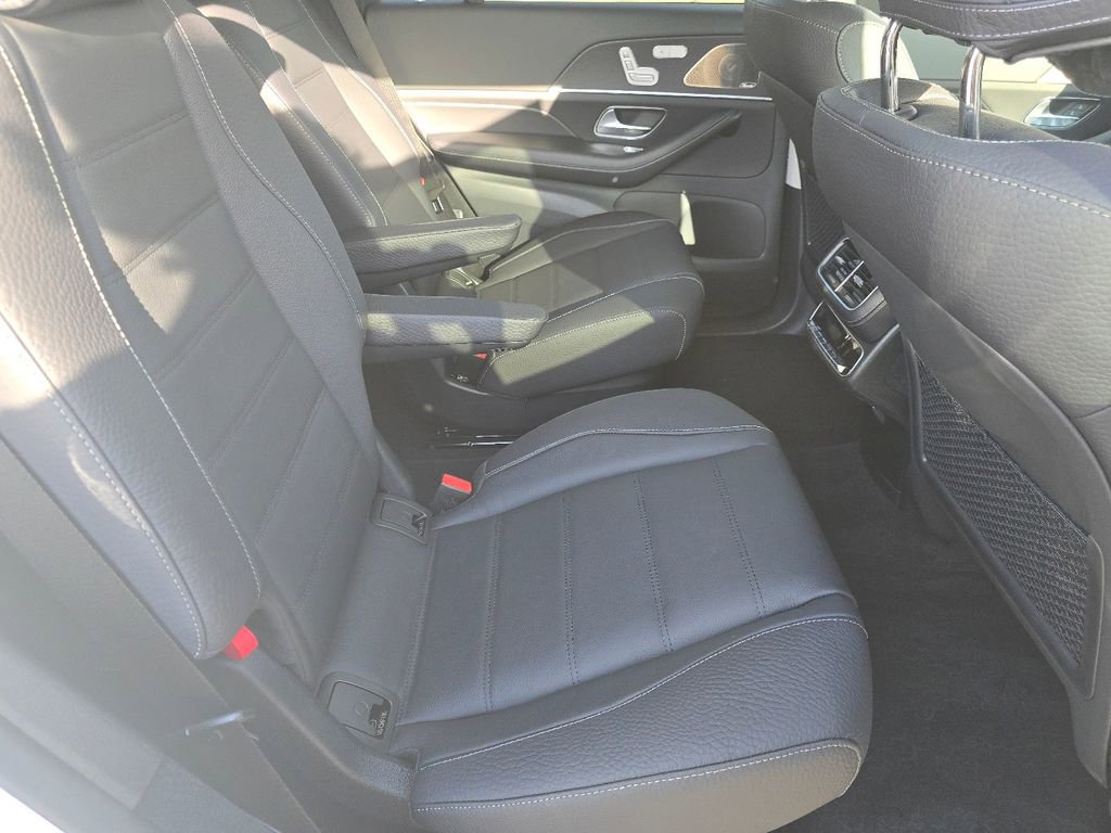 New 2026 Mercedes-Benz GLS 450 4MATIC image 21