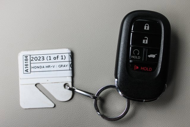 Used 2023 Honda HR-V EX-L image 34