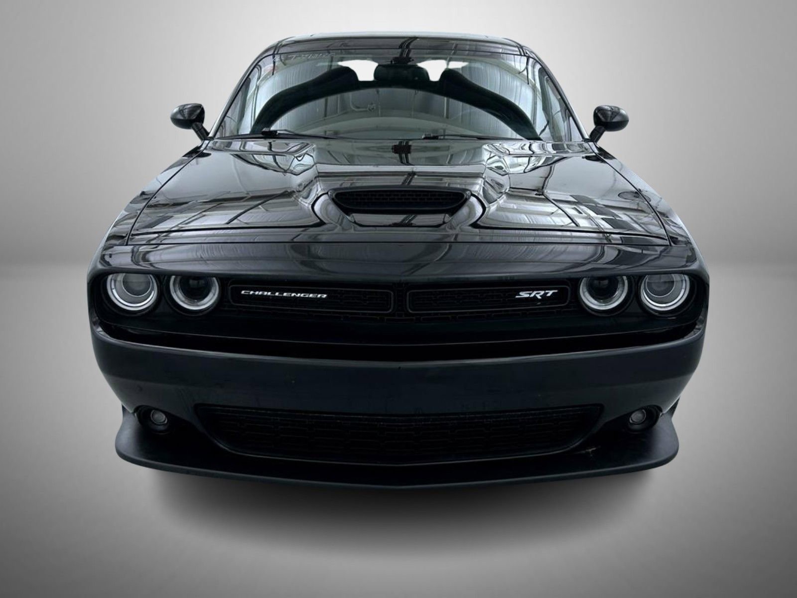 Used 2016 Dodge Challenger SRT w/ Technology Group image 2
