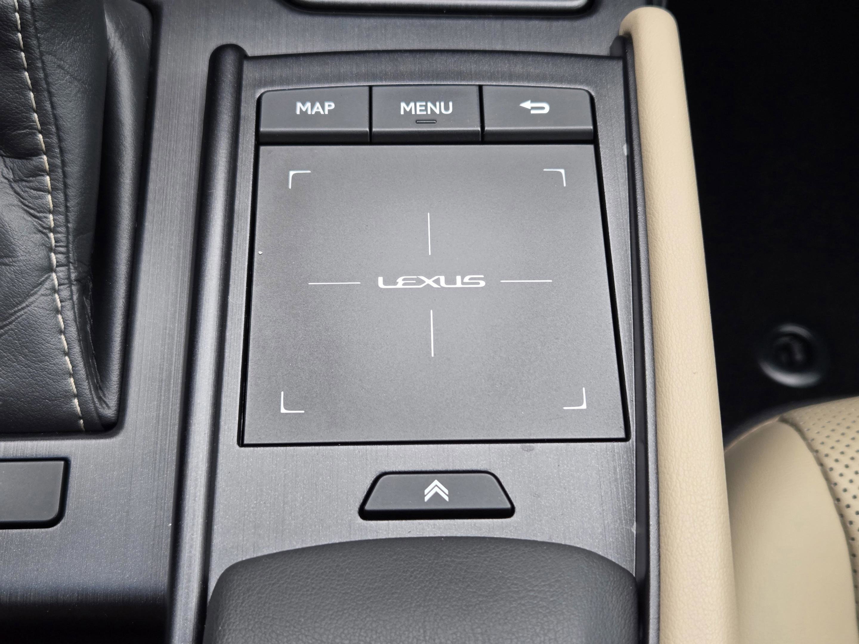 Used 2020 Lexus ES 350 w/ Premium Package image 19