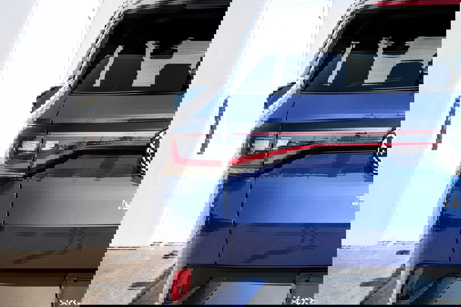 Used 2021 Volkswagen ID.4 Pro S image 49