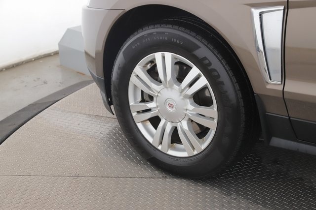 Used 2015 Cadillac SRX Luxury w/ Driver Awareness Package image 13