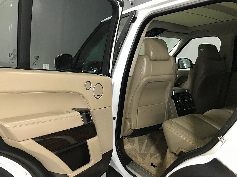 Used 2014 Land Rover Range Rover Supercharged AWD/4WD image 13