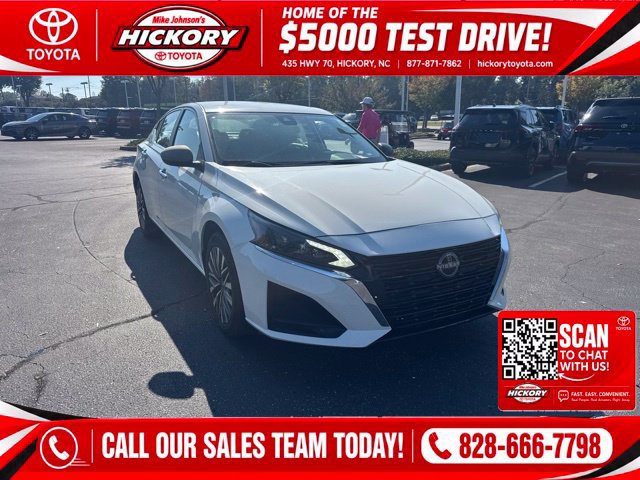 Used 2025 Nissan Altima 2.5 SV