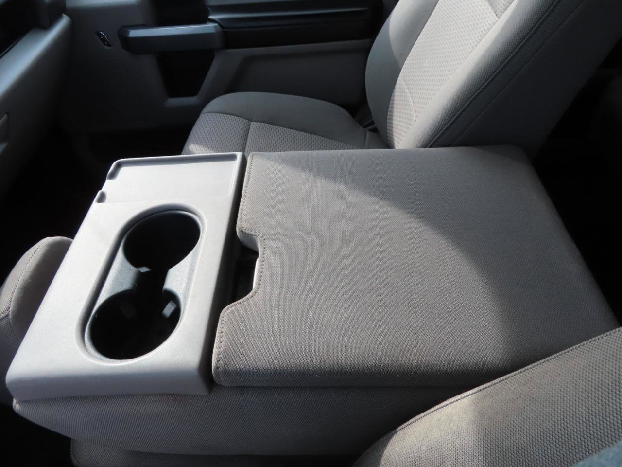 Used 2018 Ford F150 XLT image 36