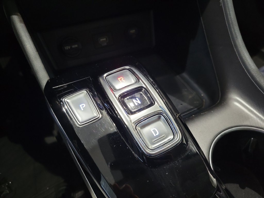 Used 2023 Hyundai Sonata SE FWD image 27
