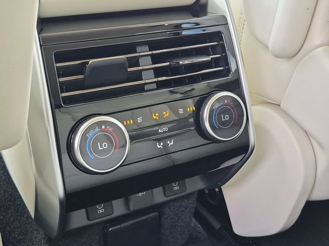 New 2026 Land Rover Range Rover SE AWD/4WD image 12