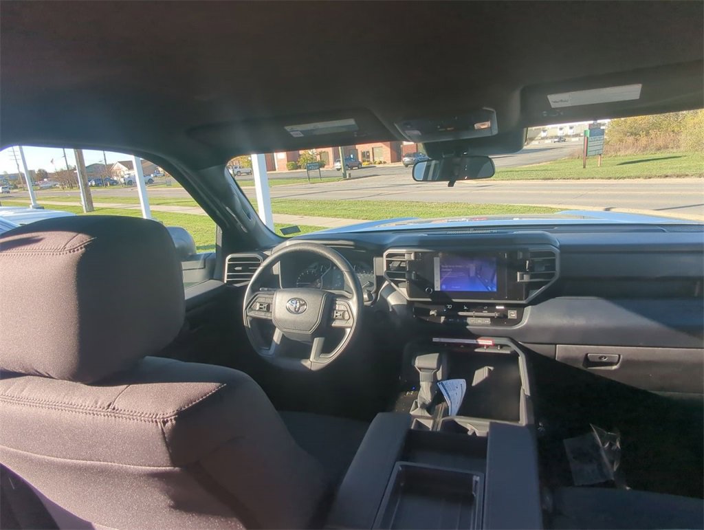 New 2026 Toyota Tundra SR image 10