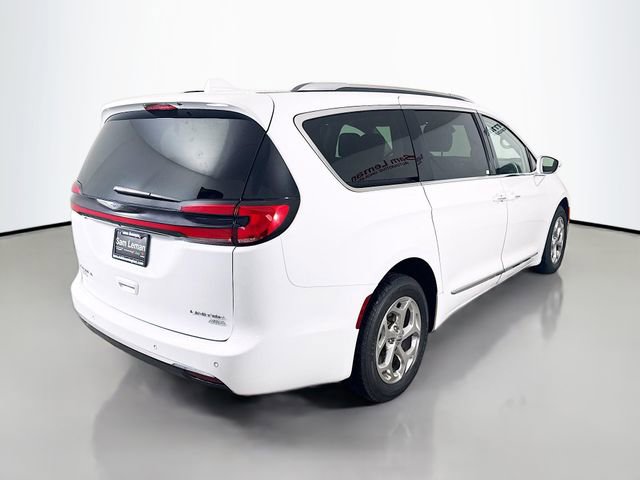 Used 2021 Chrysler Pacifica Limited AWD/4WD image 7